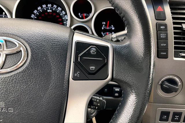 Used 2015 Toyota Sequoia Limited AWD/4WD image 22