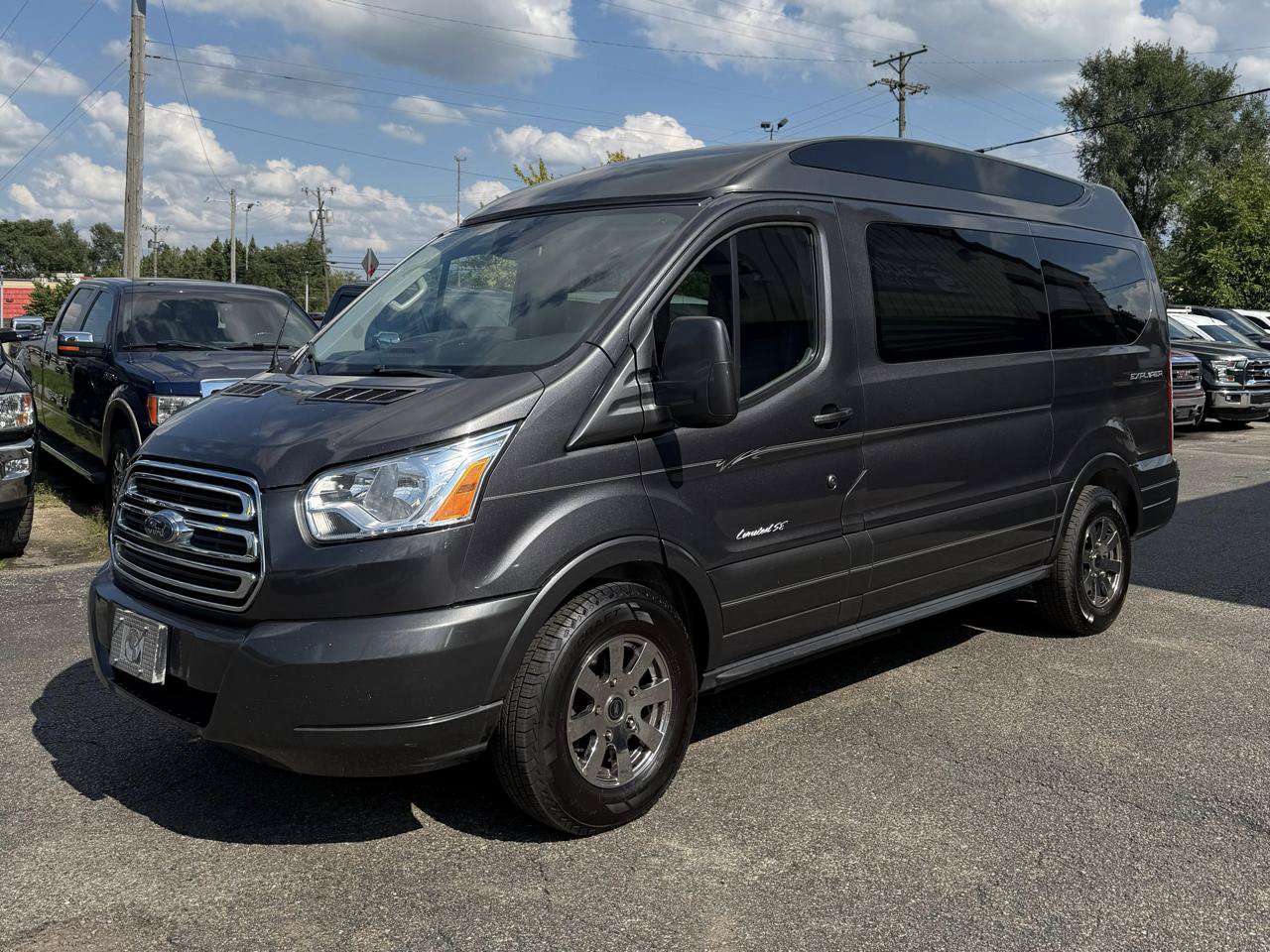 Used 2019 Ford Transit 150 130 Low Roof w/ Exterior Upgrade Package RWD image 1