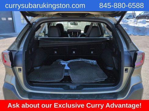 Used 2025 Subaru Outback Limited AWD/4WD image 5