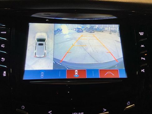 Used 2019 Cadillac Escalade Premium Luxury w/ Escalade Sport Edition image 41