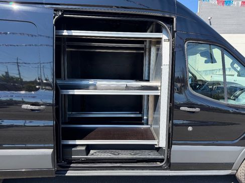 Used 2018 Ford Transit 250 T-250 High Roof 148' image 9