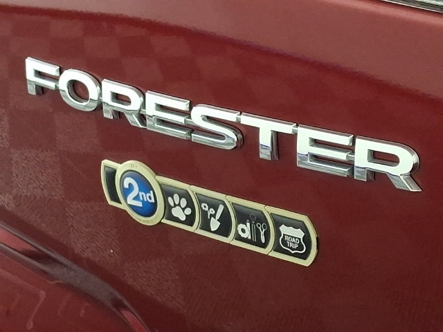 Used 2020 Subaru Forester Premium AWD/4WD image 32