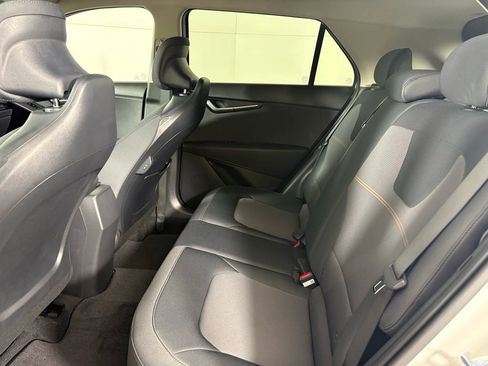 New 2026 Kia Niro LX image 33