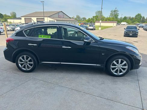 Used 2017 INFINITI QX50 AWD w/ Premium Package image 4