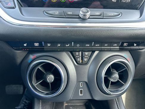 Used 2023 Chevrolet Blazer LT w/ Convenience Package FWD image 23