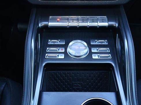 Used 2024 Lincoln Nautilus Reserve w/ Equipment Group 202A image 29