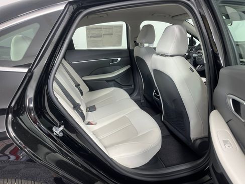 Certified 2025 Hyundai Sonata SEL image 29