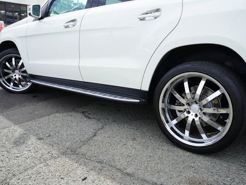 Used 2013 Mercedes-Benz GL 320 BlueTEC 4MATIC image 6