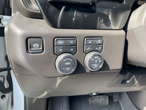 Used 2024 Chevrolet Silverado 1500 ZR2 w/ Dark Appearance Package image 22