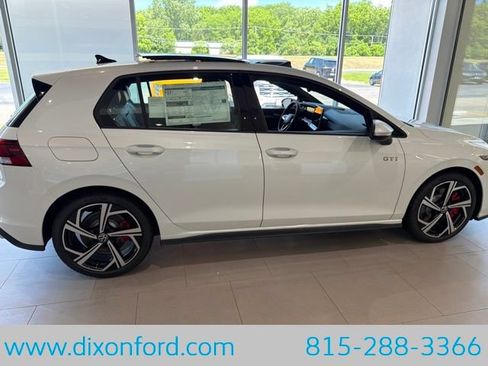 New 2026 Volkswagen GTI SE FWD image 6