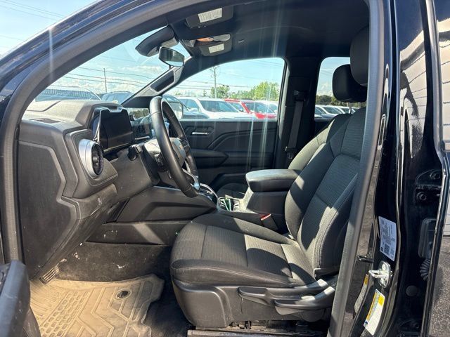 Used 2024 Chevrolet Colorado LT w/ LT Convenience Package AWD/4WD image 6