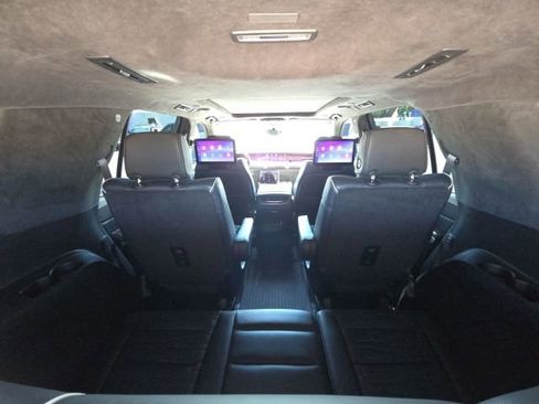 Used 2025 Cadillac Escalade Sport Platinum w/ LPO, Floor Liner Package AWD/4WD image 11