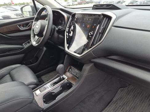 Used 2025 Subaru Ascent Touring w/ Popular Package #1 AWD/4WD image 15