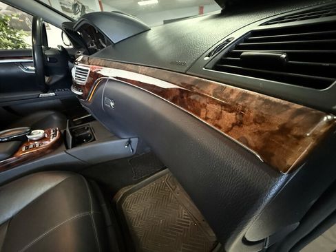 Used 2007 Mercedes-Benz S 550 image 27