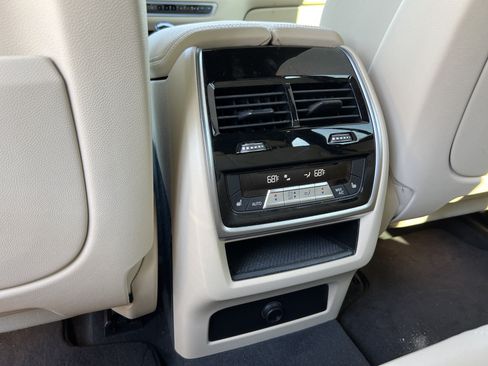 Used 2021 BMW X5 sDrive40i w/ Premium Package RWD image 41