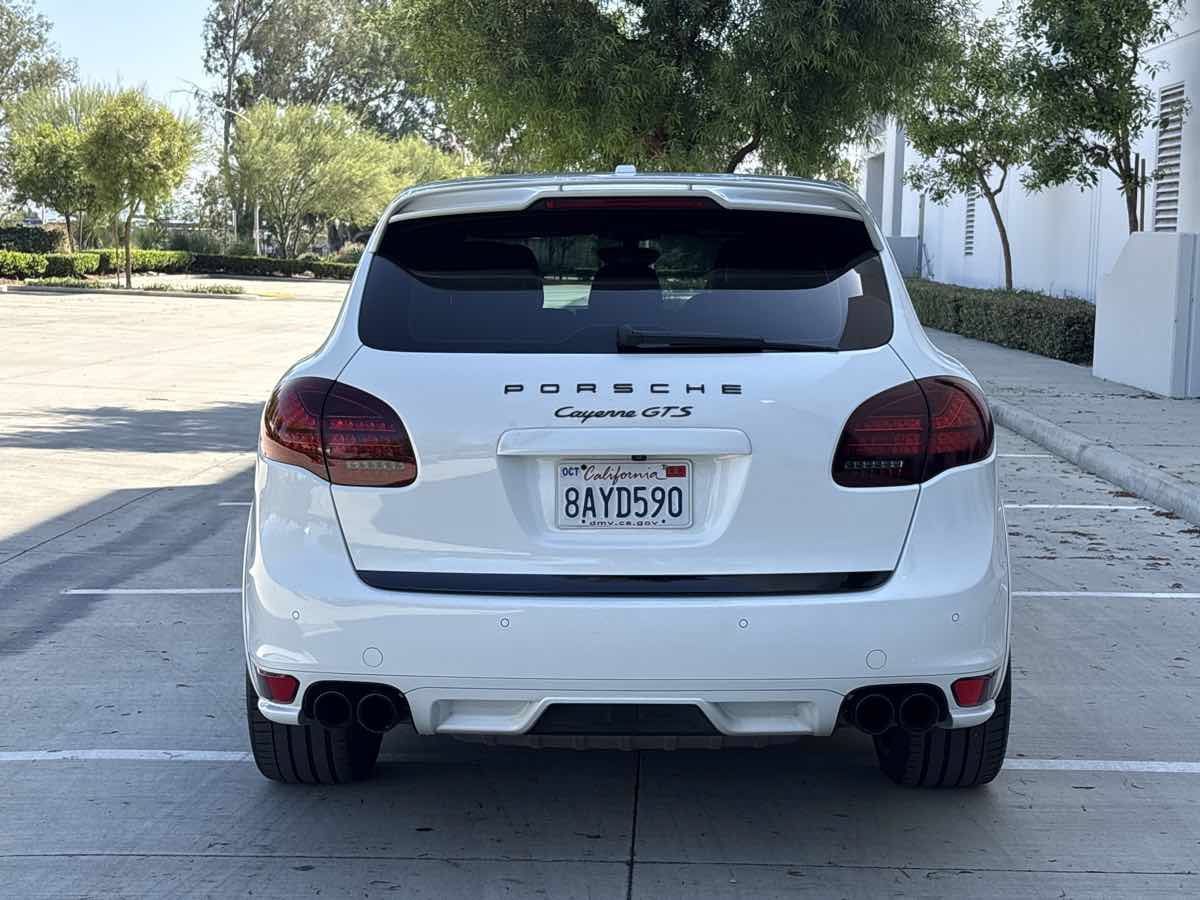 Used 2014 Porsche Cayenne GTS AWD/4WD image 4
