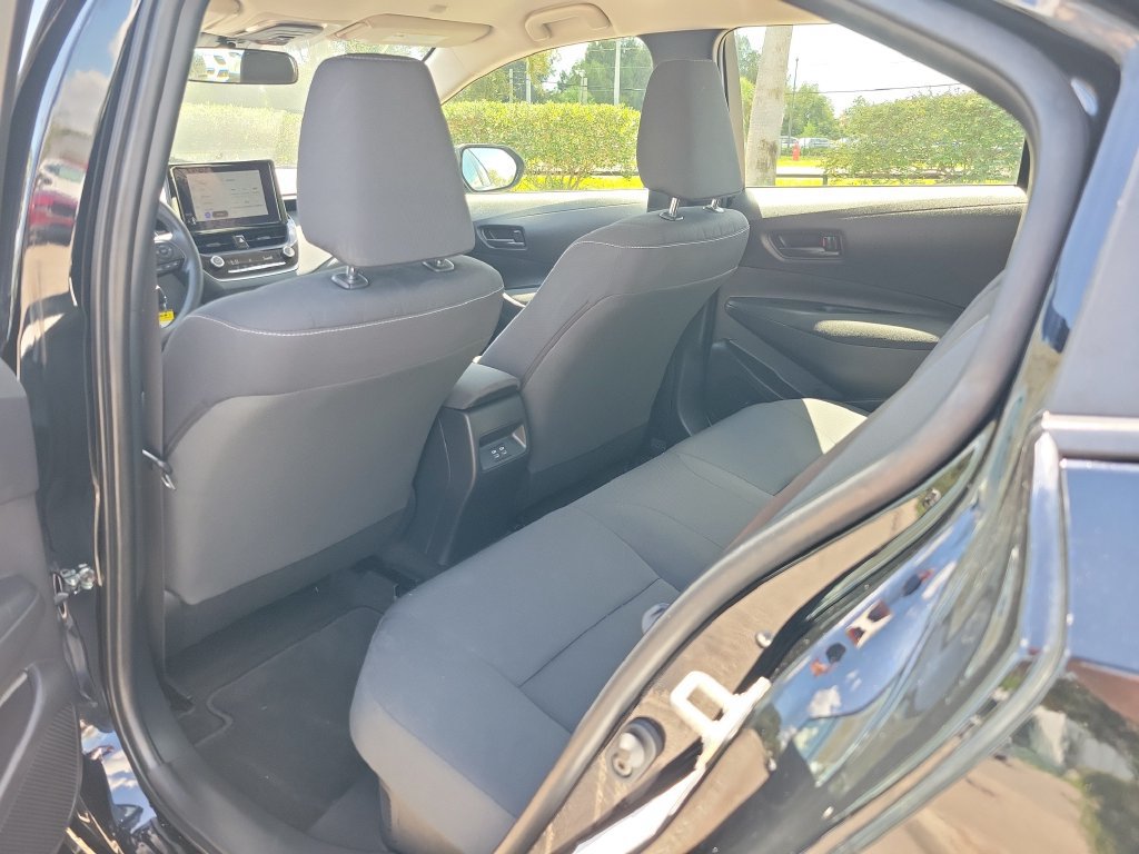 Used 2026 Toyota Corolla LE FWD image 9