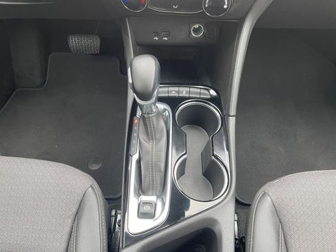 Used 2025 Buick Encore GX Preferred image 41