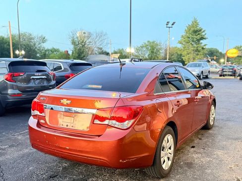 Used 2012 Chevrolet Cruze LS w/ Connectivity Package FWD image 4