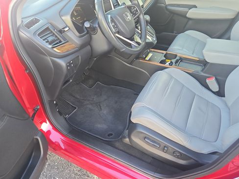 Used 2020 Honda CR-V Touring image 25