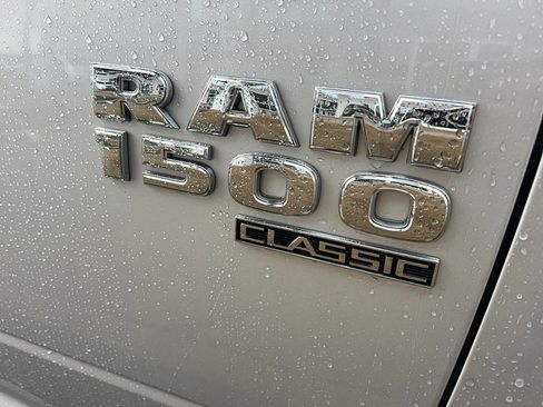 Used 2019 RAM 1500 Big Horn image 9