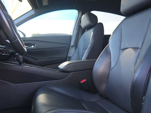 Used 2024 Honda Accord Sport image 11