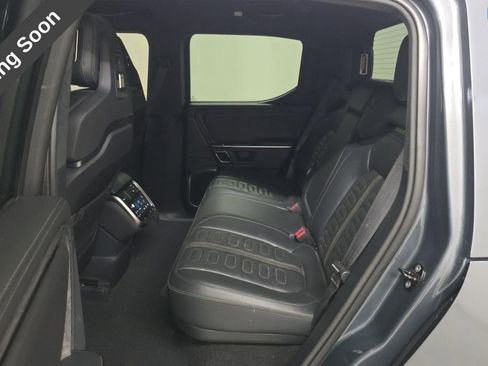 Used 2022 Rivian R1T Adventure image 13