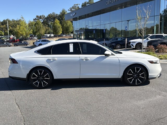 Used 2023 Honda Accord Touring image 9
