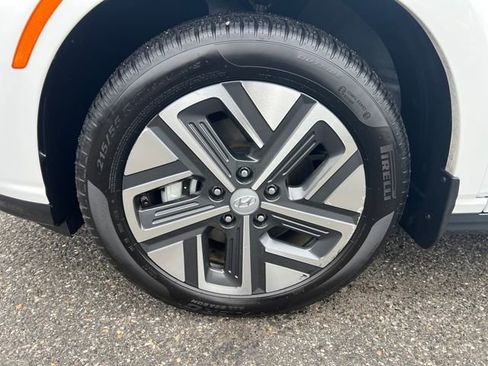 Certified 2023 Hyundai Kona SE image 22