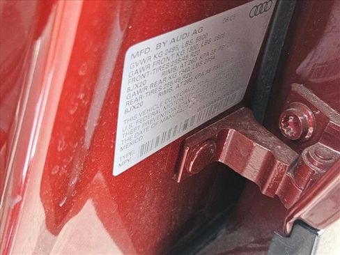 Used 2025 Audi Q5 Premium Plus w/ Premium Plus image 26