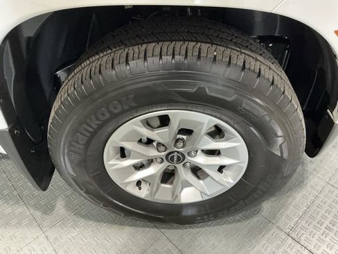 Used 2025 Nissan Frontier S w/ S Utility Package image 29