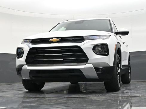 Used 2023 Chevrolet TrailBlazer LT w/ Convenience Package image 27