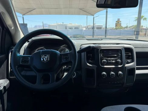 Used 2014 RAM 2500 Tradesman w/ Chrome Appearance Group RWD image 21
