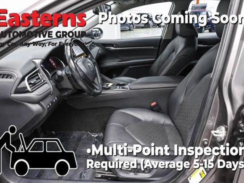 Used 2023 Toyota Camry XSE FWD image 14