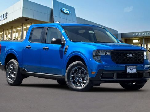 New 2025 Ford Maverick XLT image 2