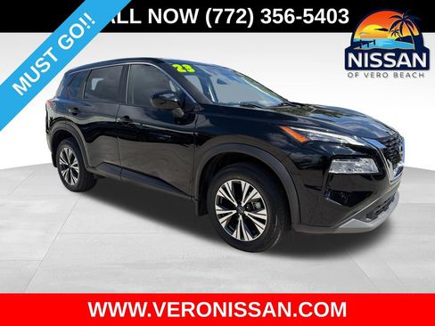 Used 2023 Nissan Rogue SV FWD image 1