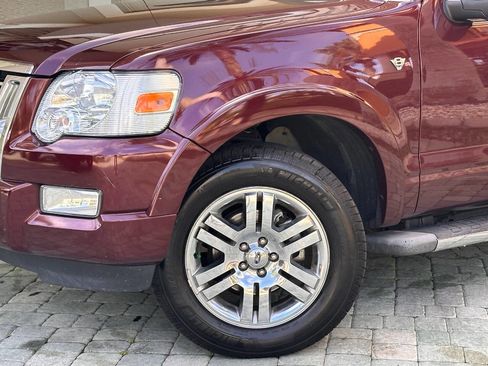Used 2008 Ford Explorer Sport Trac Limited AWD/4WD image 3