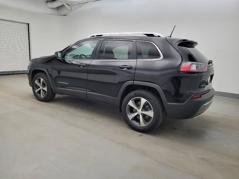 Used 2019 Jeep Cherokee Limited image 3
