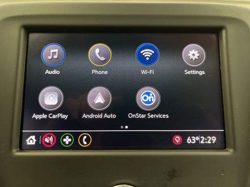 Used 2020 Chevrolet Equinox LT image 18