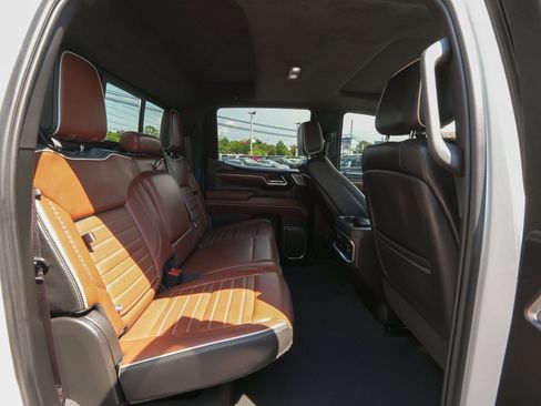 Used 2023 GMC Sierra 1500 Denali Ultimate AWD/4WD image 37