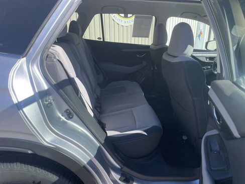 Used 2020 Subaru Outback Premium image 15