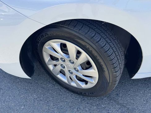 Used 2020 Hyundai Elantra SE w/ Cargo Package (C1) FWD image 32