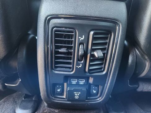 Used 2016 Jeep Grand Cherokee High Altitude AWD/4WD image 23