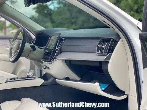 Used 2026 Volvo XC90 B6 Ultra w/ Protection Package AWD/4WD image 19