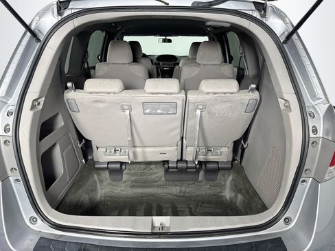 Used 2017 Honda Odyssey EX image 24