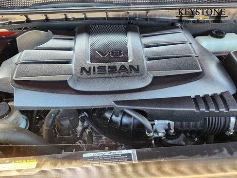 Used 2022 Nissan Titan SV w/ SV Utility Package image 33