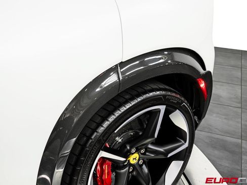 Used 2025 Ferrari Purosangue AWD/4WD image 21