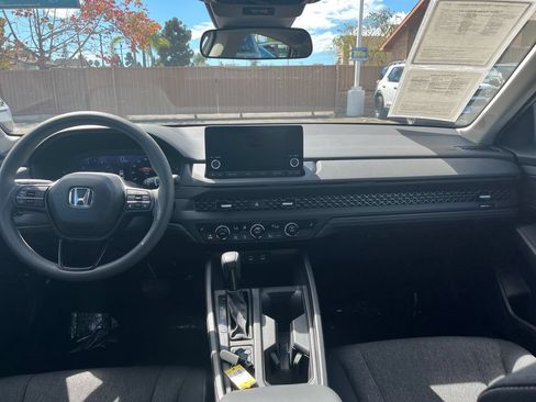 Used 2024 Honda Accord EX image 12