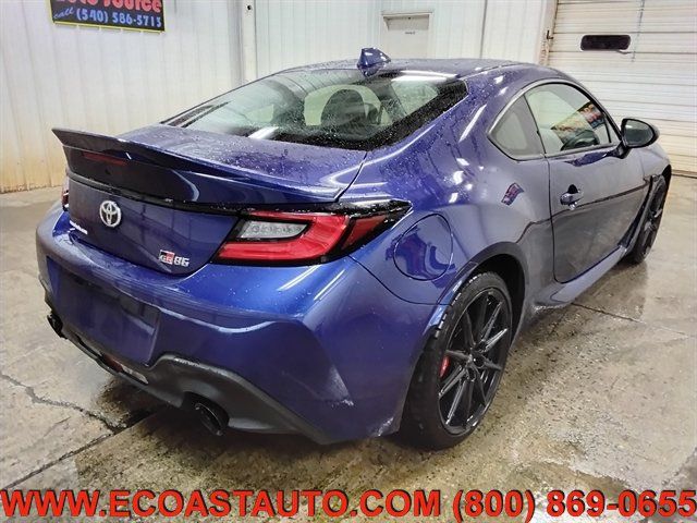 Used 2026 Toyota GR86 Premium w/ Performance Package RWD image 3