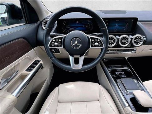 Used 2022 Mercedes-Benz GLA 250 image 7